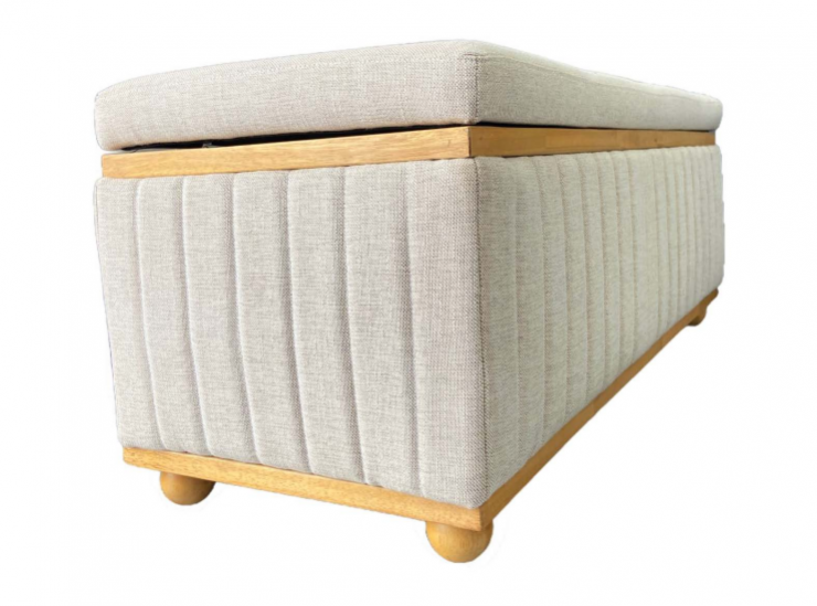 Louis Classic Ottoman